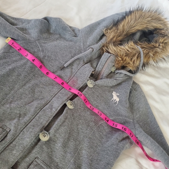 Jacket - Picture 4 of 12